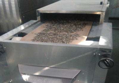 Belt type sunflower seeds, peanut roasting machine