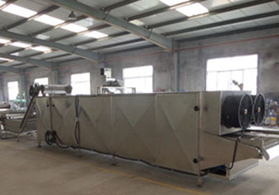 Multilayer food drying machine