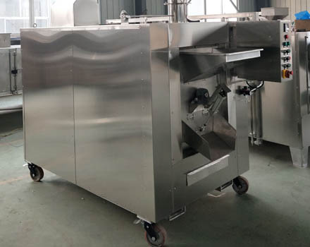 Working Principle of peanut roaster machine