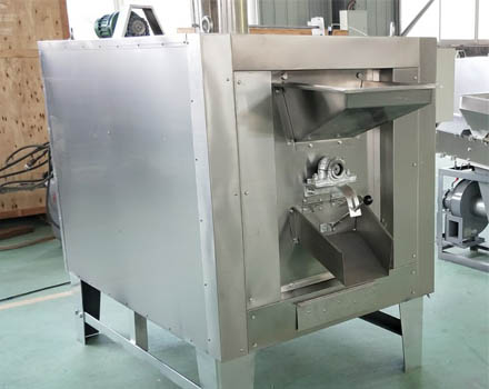 Peanut roasting machine can be adjusted according to different materials