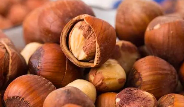 Can the peanut roaster machine roast hazelnuts?
